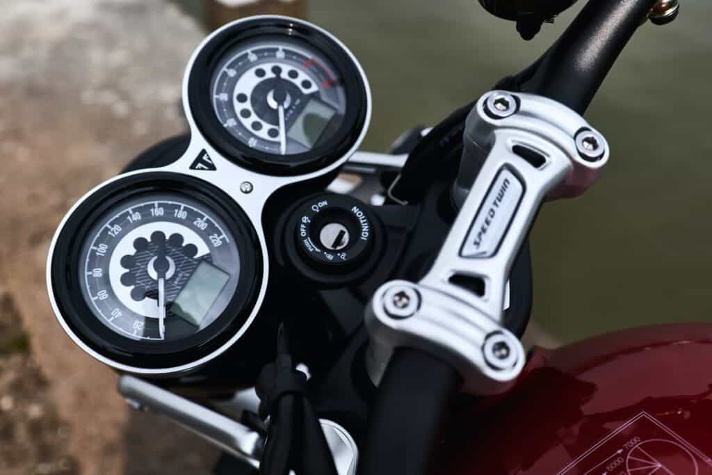 Charging A Motorcycle Battery At 2 Amps charging-a-motorcycle-battery-at-2-amps